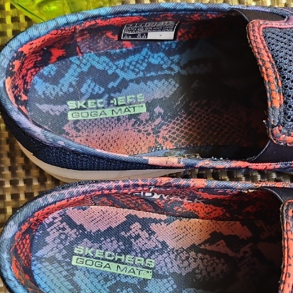 Skechers Goga Mat Navy Blue Slip-On Sneakers Womens Size 7 - Picture 2 of 7